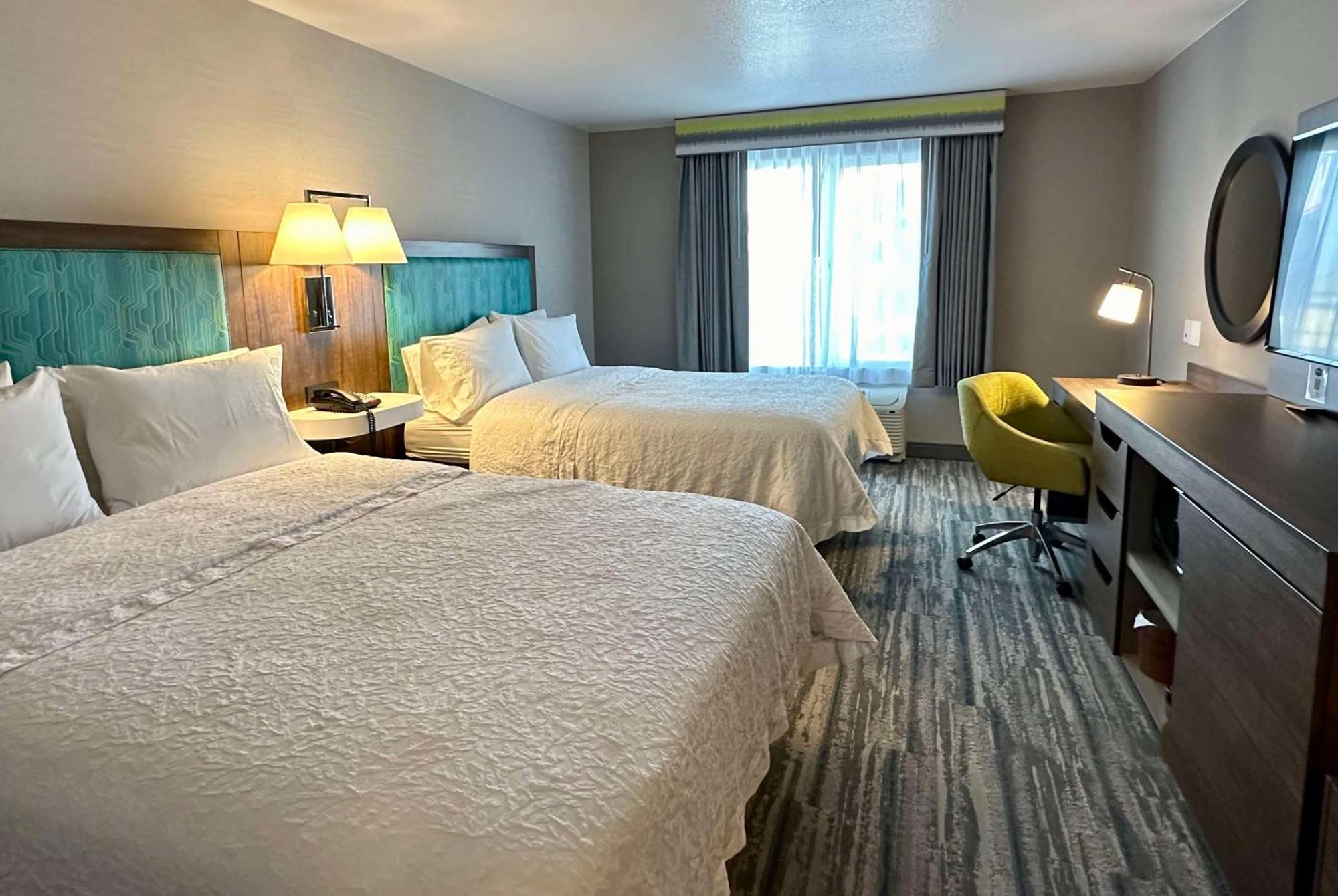 Hampton Inn & Suites Lathrop Eksteriør bilde