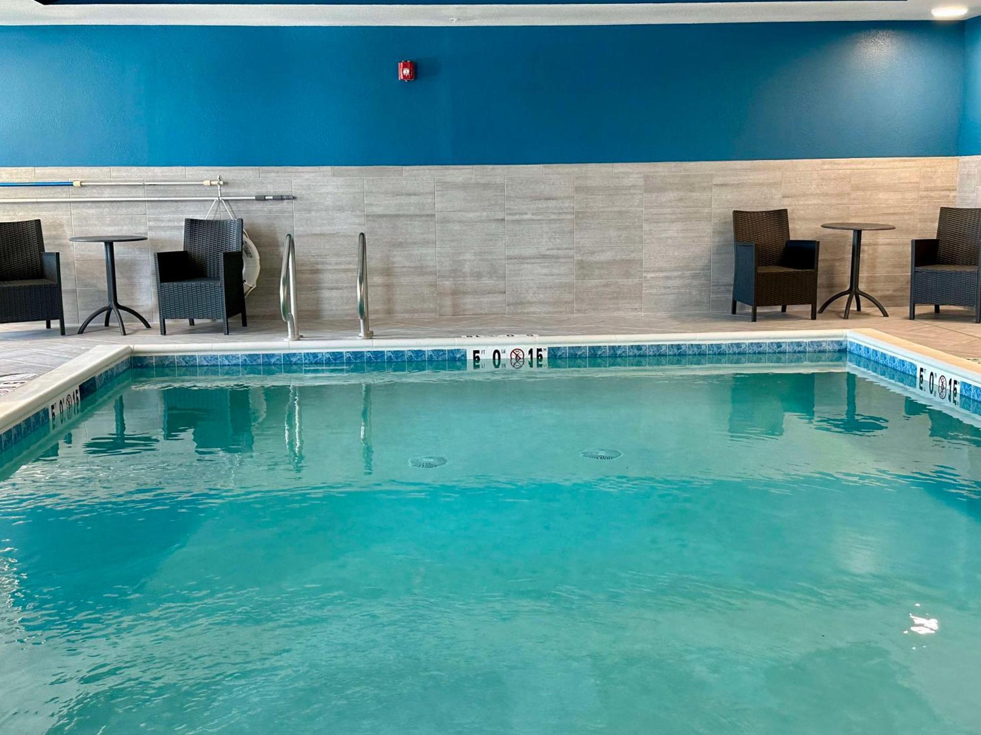Hampton Inn & Suites Lathrop Eksteriør bilde