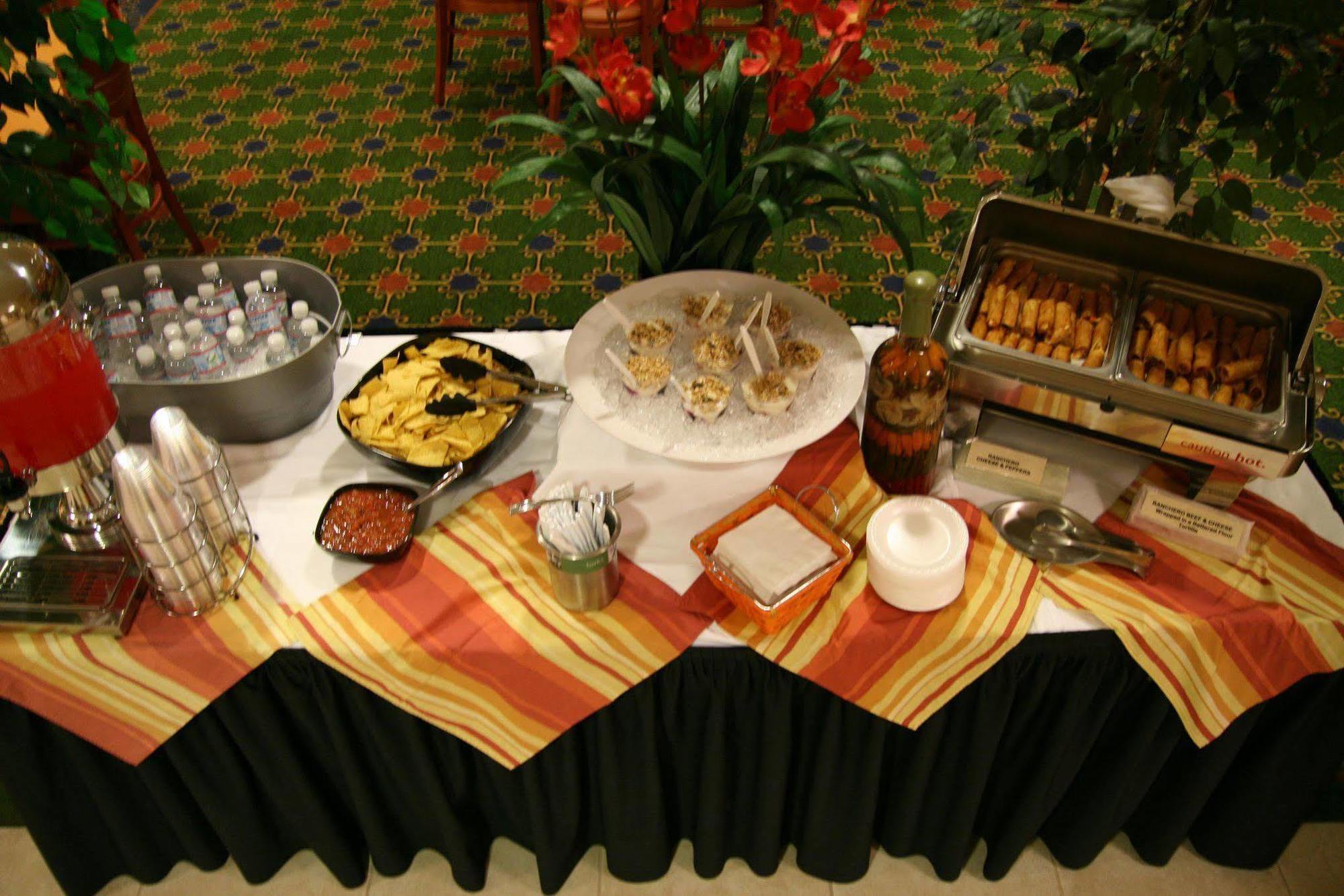 Hampton Inn & Suites Lathrop Restaurant bilde